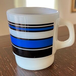 Vintage, Anchor Hocking Fire King cup mug stripe